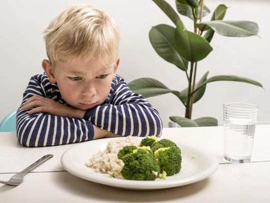 Fed-Up Dad Stops Cooking for His 4 Picky Eaters and Becomes Internet Hero