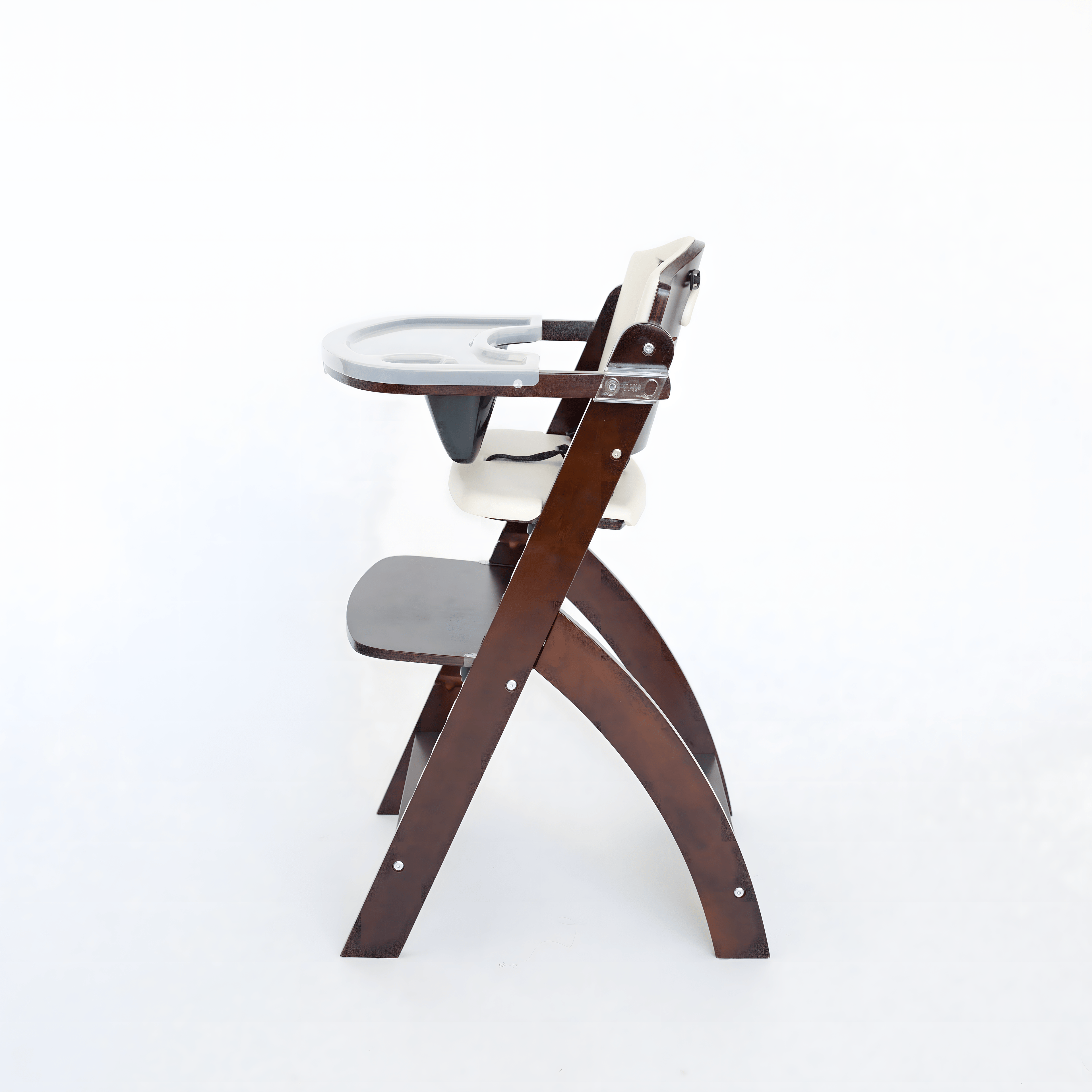 Beyond Junior® Y High Chair (2025)